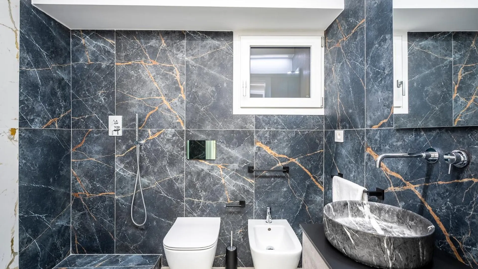 Firenze Elegance Suites A Pochi Passi Dal Centro 0*, Florence