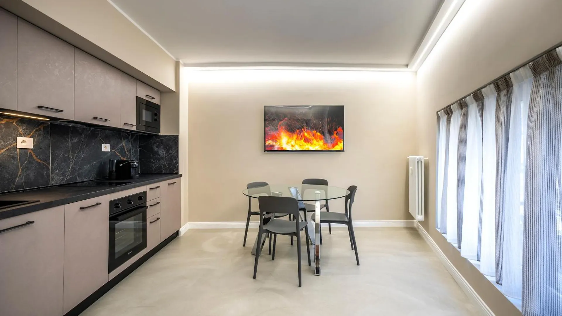 Apartment Firenze Elegance Suites A Pochi Passi Dal Centro Italy