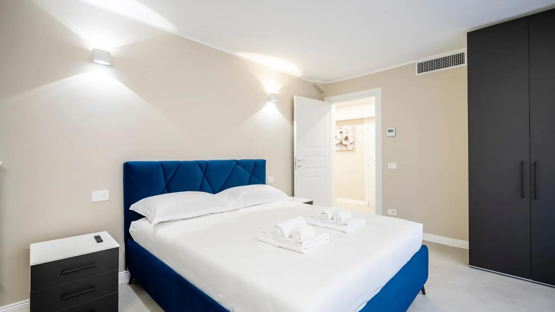 Firenze Elegance Suites A Pochi Passi Dal Centro Italy